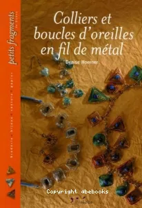 Colliers et boucles d'oreilles en fil de métal