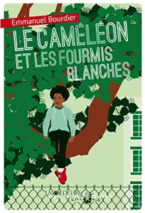 Le caméléon et les fourmis blanches